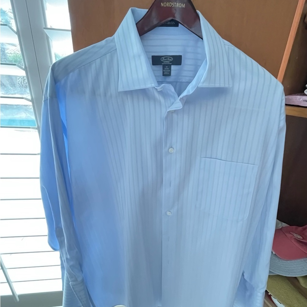 Men’s shirt.